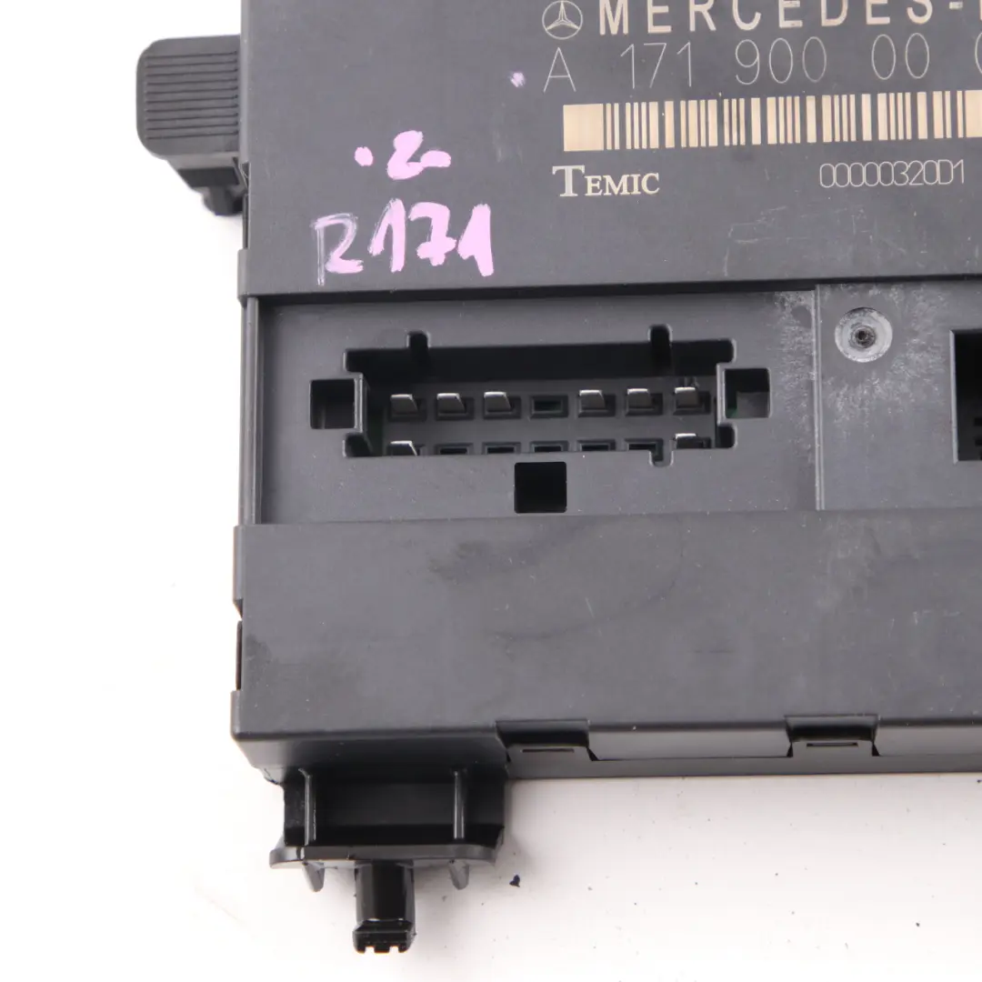 Mercedes SLK R171 Module de toit Unité de contrôle du toit pliant convertible - SKU A1719000000 - Numéro de pièce A1719000000