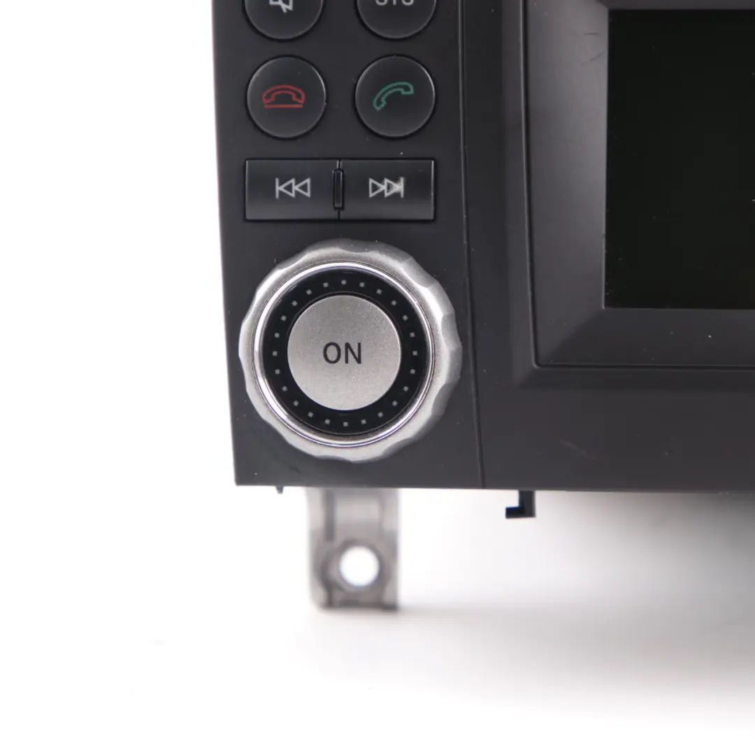 Unidad principal de radio Mercedes SLK R171 CD Player Control Unit Module para con número de pieza A1719000100 Unidad principal de radio Mercedes SLK R171 CD Player Control Unit Module - SKU A1719000100 - Número de pieza A1719000100