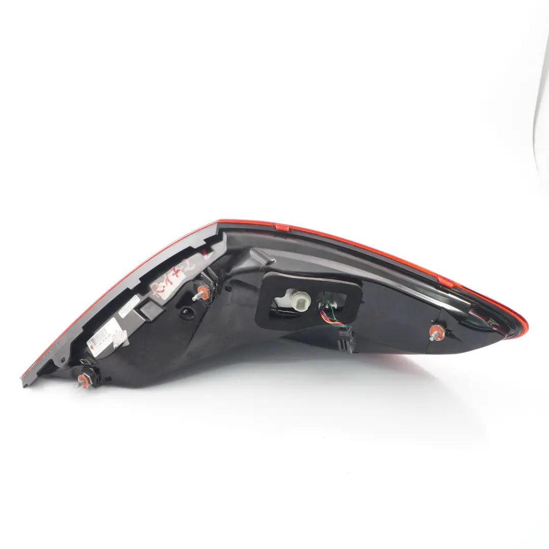 Fanale posteriore sinistro Pannello laterale per Mercedes SLK R172 con numero di parte A1729063900 Mercedes SLK R172 Fanale posteriore sinistro Pannello laterale - SKU A1729063900 - Numero di parte A1729063900