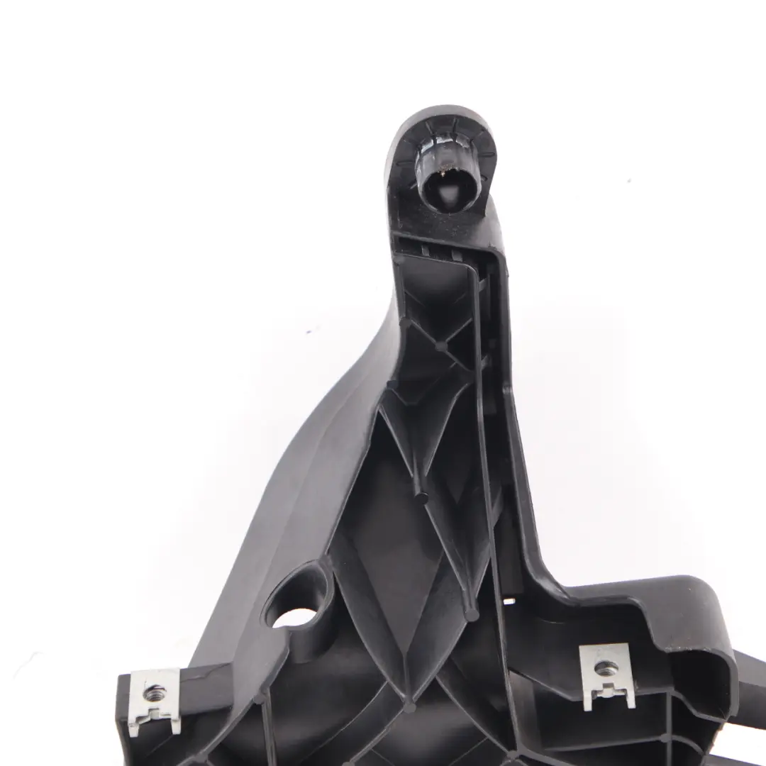 Gepäckabtrennung Hardtop Halterung Links für Mercedes SLK R171 mit Teilenummer A1719630114 Mercedes SLK R171 Gepäckabtrennung Hardtop Halterung Links - SKU A1719630114 - Teilenummer A1719630114