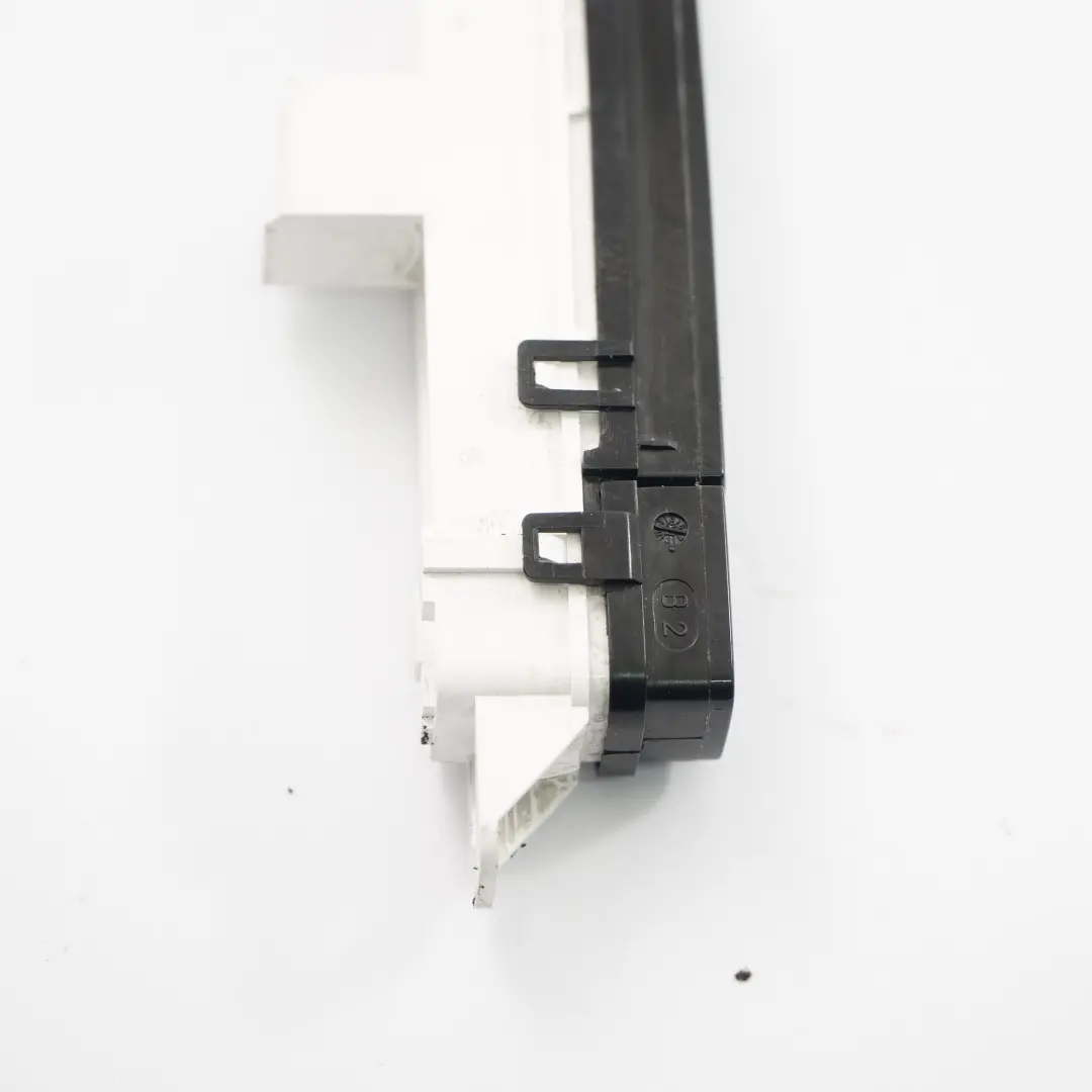 Caja de cambios automática Selector marchas Indicador para Mercedes SLK 172 Roadster con número de pieza A1722670388 Mercedes SLK 172 Roadster Caja de cambios automática Selector marchas Indicador - SKU A1722670388 - Número de pieza A1722670388