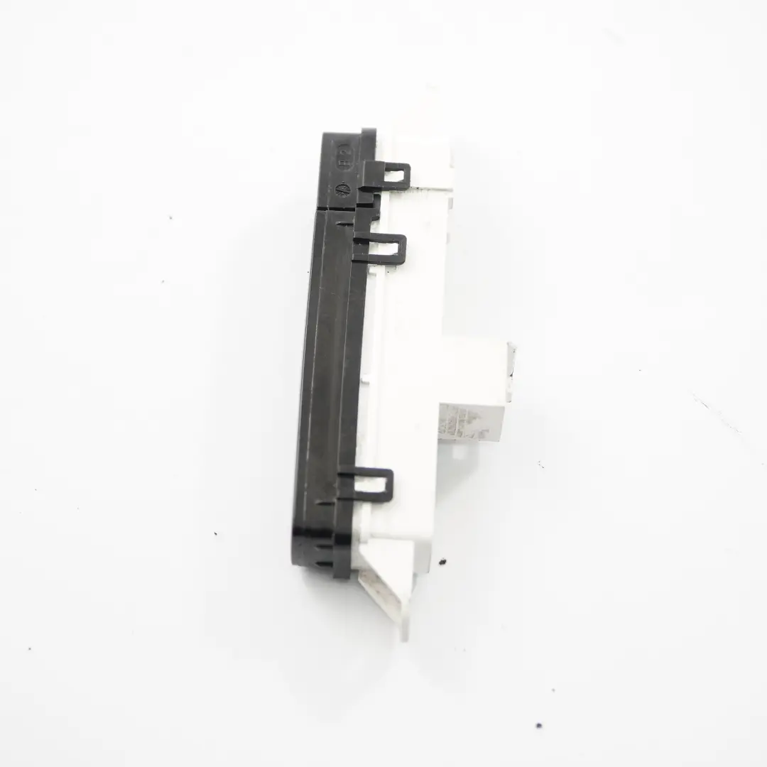 Boîte vitesses automatique Indicateur sélection pour Mercedes SLK 172 Roadster à propos du numéro de pièce A1722670388 Mercedes SLK 172 Roadster Boîte vitesses automatique Indicateur sélection - SKU A1722670388 - Numéro de pièce A1722670388