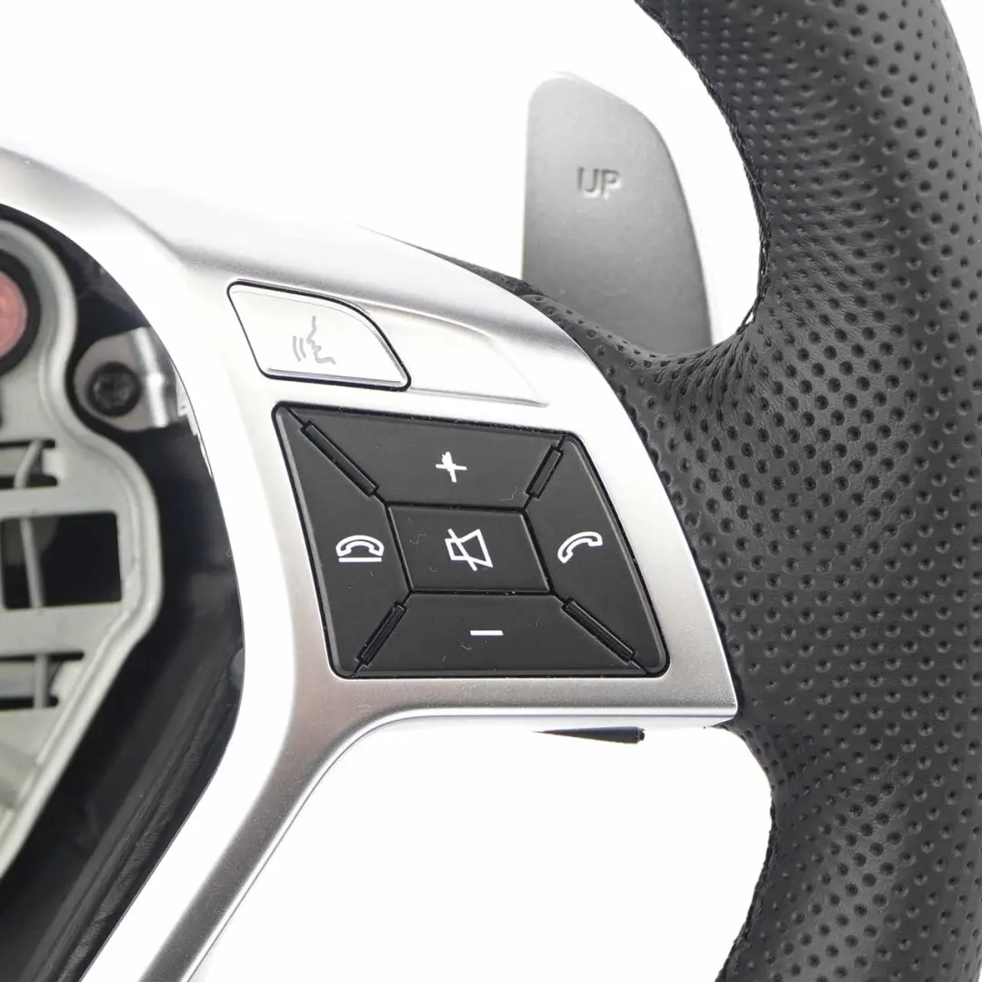 C63 AMG W212 NUEVO Cuero Negro Sport Paddle Shift para Volante Mercedes W204 con número de pieza A1724604603 Volante Mercedes W204 C63 AMG W212 NUEVO Cuero Negro Sport Paddle Shift - SKU A1724604603-1 - Número de pieza A1724604603