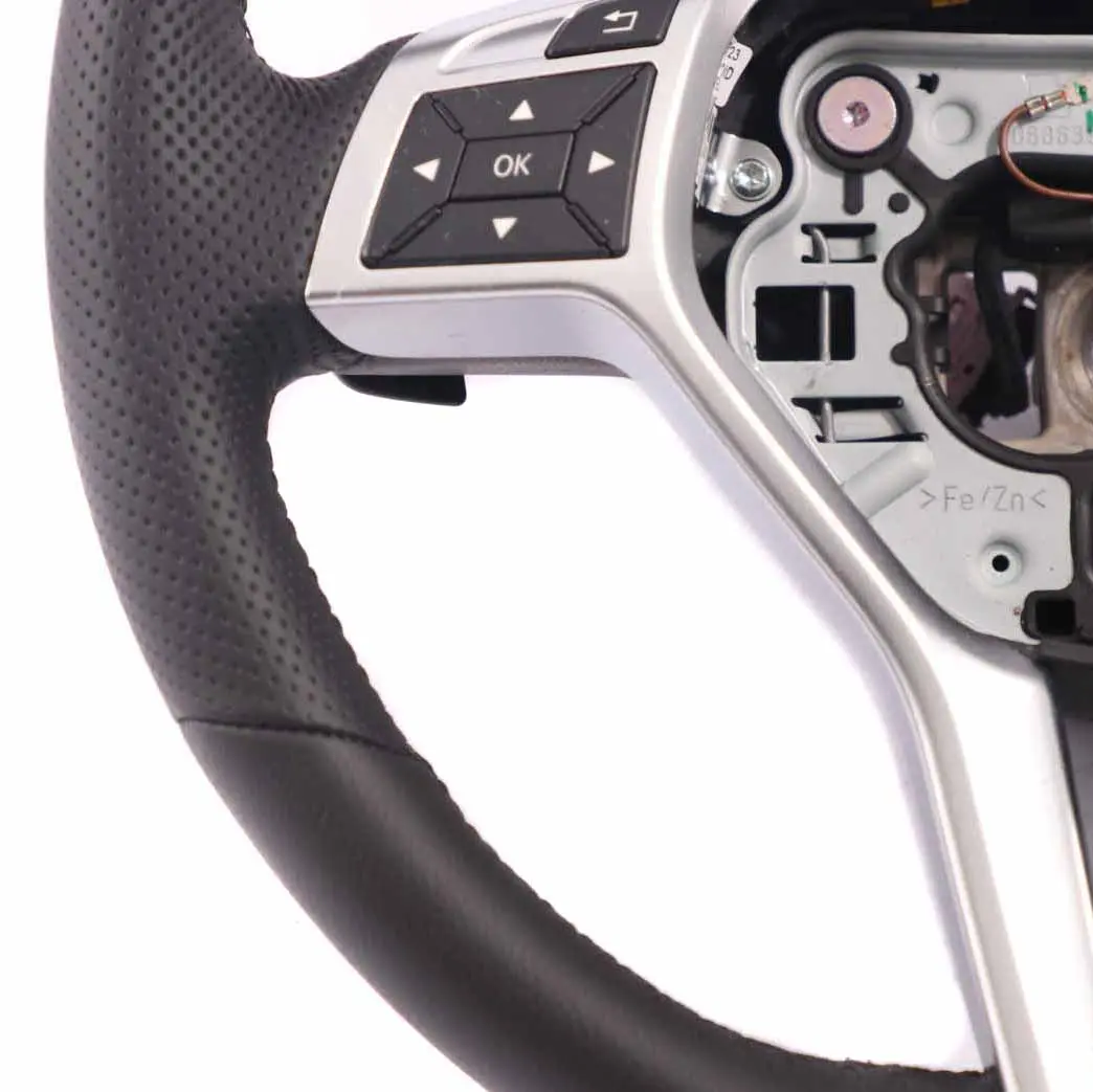 Mercedes W176 W204 C207 W212 NEUF Cuir Noir Sport Volant Paddle Shift - SKU A1724608803-1 - Numéro de pièce A1724608803