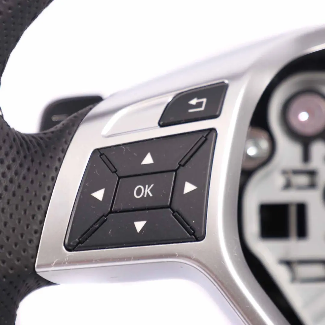 Mercedes W176 W204 C207 W212 NEUF Cuir Noir Sport Volant Paddle Shift - SKU A1724608803-1 - Numéro de pièce A1724608803