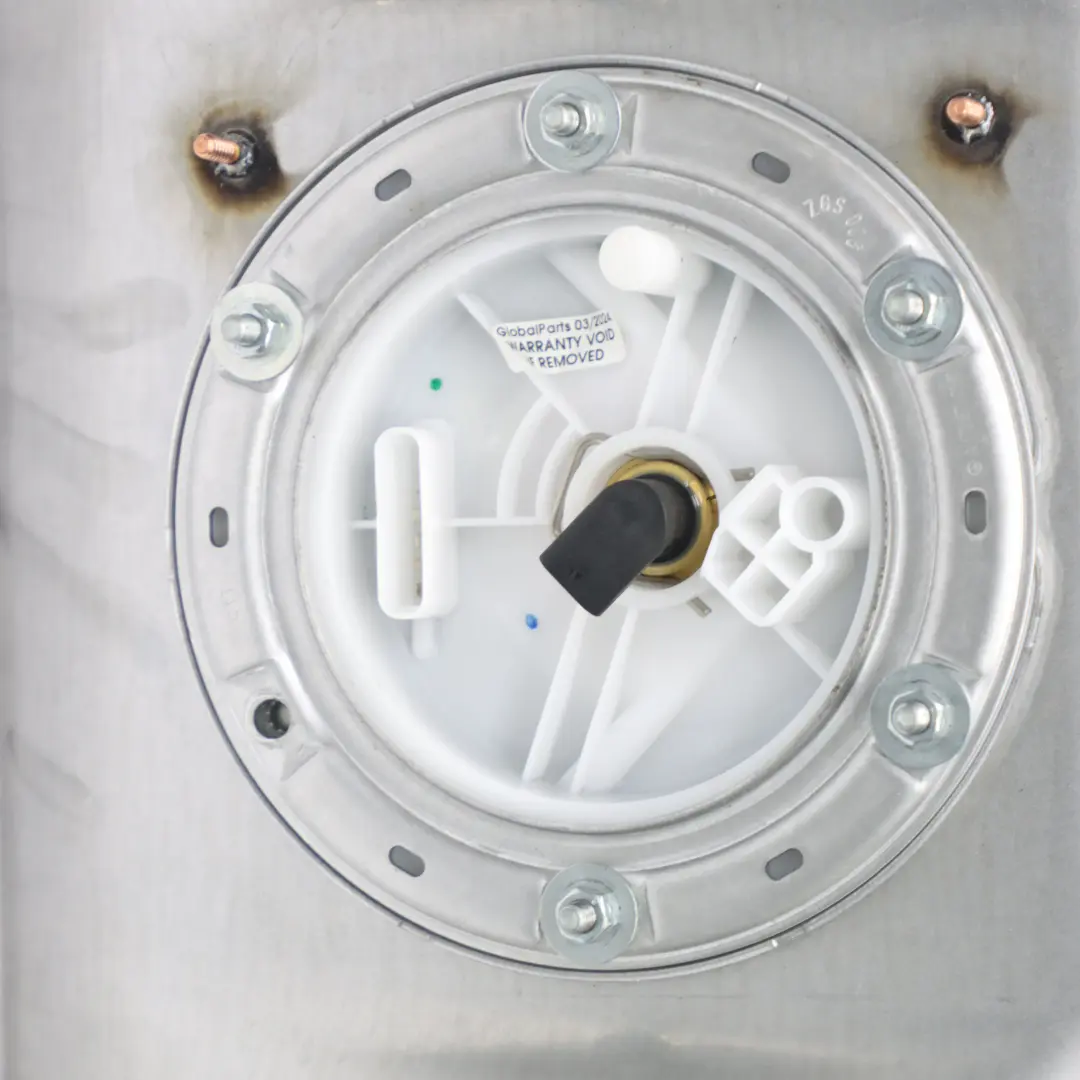 M271 M274 M276 Kraftstofftank Benzin Komplette für Mercedes R172 mit Teilenummer A1724700401 Mercedes R172 M271 M274 M276 Kraftstofftank Benzin Komplette - SKU A1724700401 - Teilenummer A1724700401