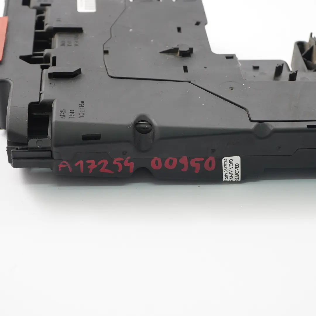 Relais Boîte à fusibles Unité de contrôle pour Mercedes SLK R172 à propos du numéro de pièce A1725400950 Mercedes SLK R172 Relais Boîte à fusibles Unité de contrôle - SKU A1725400950 - Numéro de pièce A1725400950