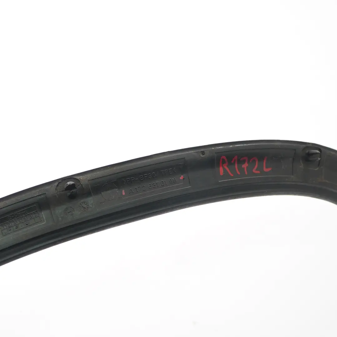 Mercedes R172 Osłona Uszczelka Lewa Tylna Błotnika Lewy Tył - SKU A1726310198 - Numer Części A1726300431