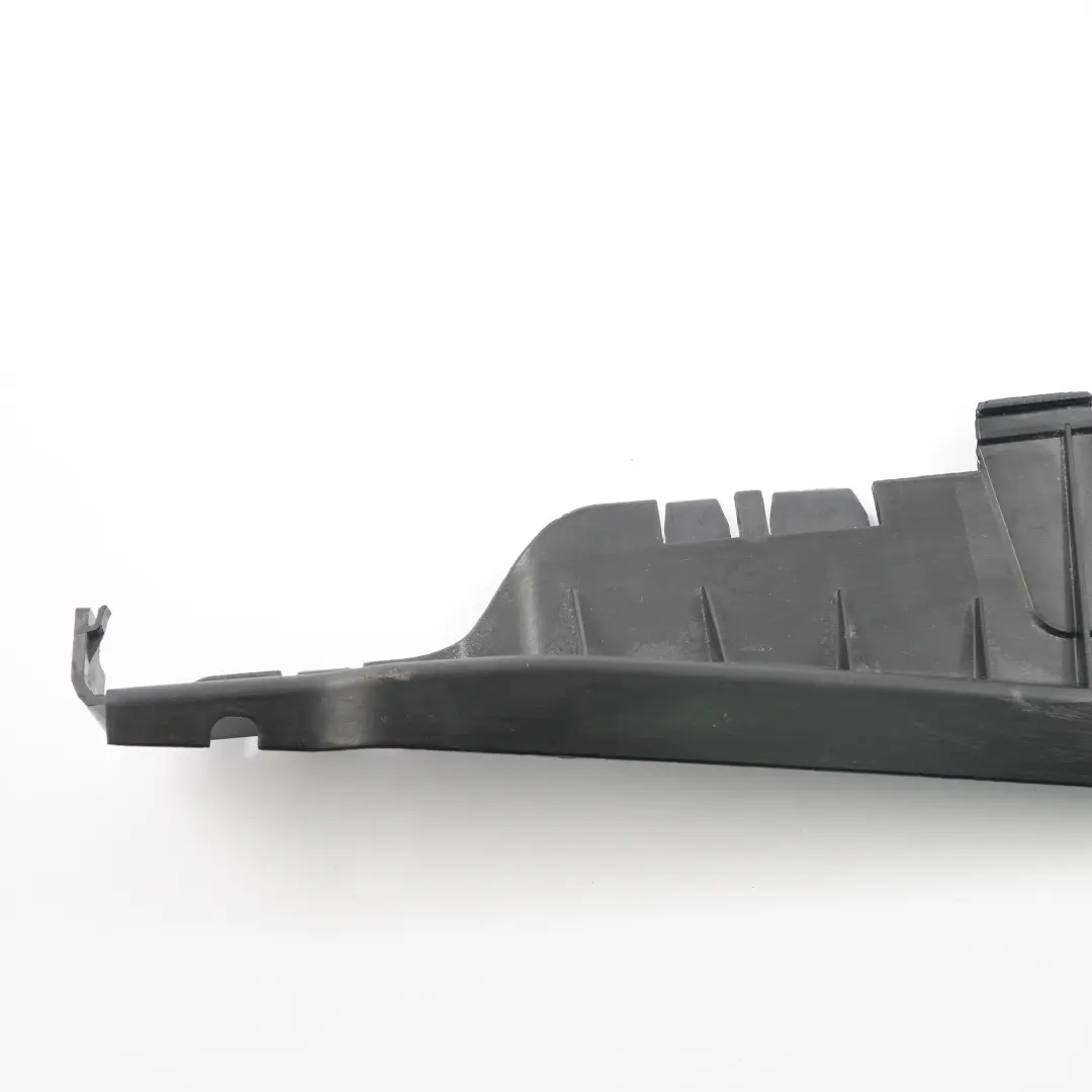 Fenêtre latérale arrière droite Support pour Mercedes SLK R172 Roadster à propos du numéro de pièce A1726390243 Mercedes SLK R172 Roadster Fenêtre latérale arrière droite Support - SKU A1726390243 - Numéro de pièce A1726390243