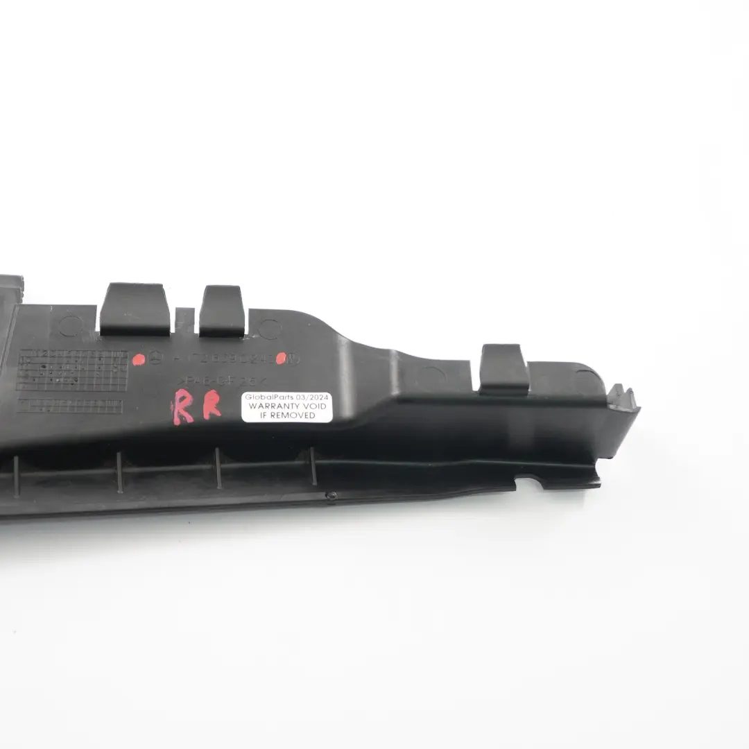 Fenêtre latérale arrière droite Support pour Mercedes SLK R172 Roadster à propos du numéro de pièce A1726390243 Mercedes SLK R172 Roadster Fenêtre latérale arrière droite Support - SKU A1726390243 - Numéro de pièce A1726390243