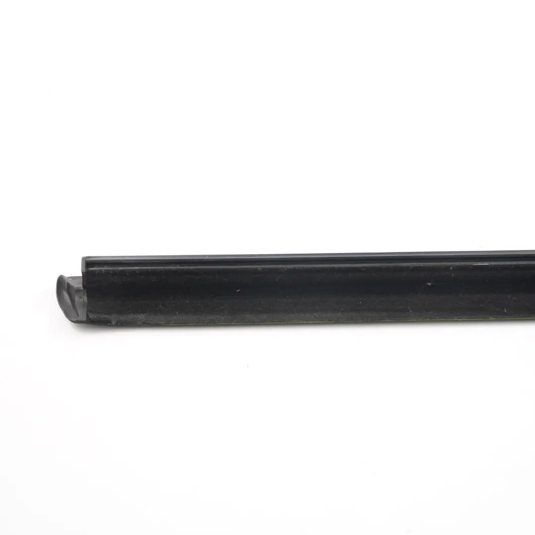 Mercedes SLK R172 Fenêtre Arrière Droite Joint d'étanchéité - SKU A1726700238 - Numéro de pièce A1726700238