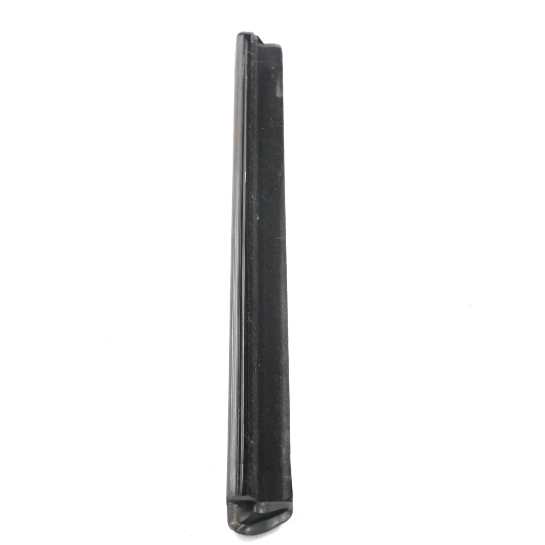 Mercedes SLK R172 Fenêtre Arrière Droite Joint d'étanchéité - SKU A1726700238 - Numéro de pièce A1726700238