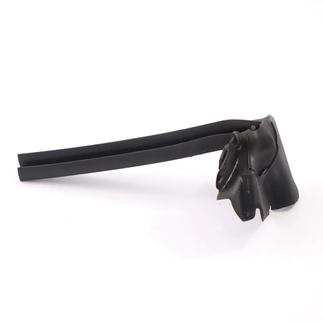 Striscia finestra posteriore destra Modanatura Guarnizione per Mercedes SLK R172 con numero di parte A1726700838 Mercedes SLK R172 Striscia finestra posteriore destra Modanatura Guarnizione - SKU A1726700838 - Numero di parte A1726700838