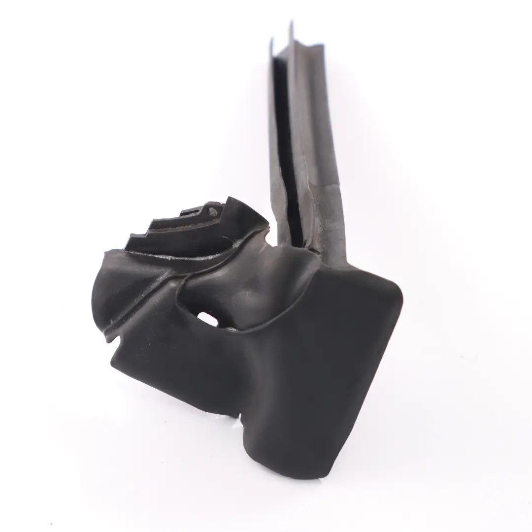 Striscia finestra posteriore destra Modanatura Guarnizione per Mercedes SLK R172 con numero di parte A1726700838 Mercedes SLK R172 Striscia finestra posteriore destra Modanatura Guarnizione - SKU A1726700838 - Numero di parte A1726700838