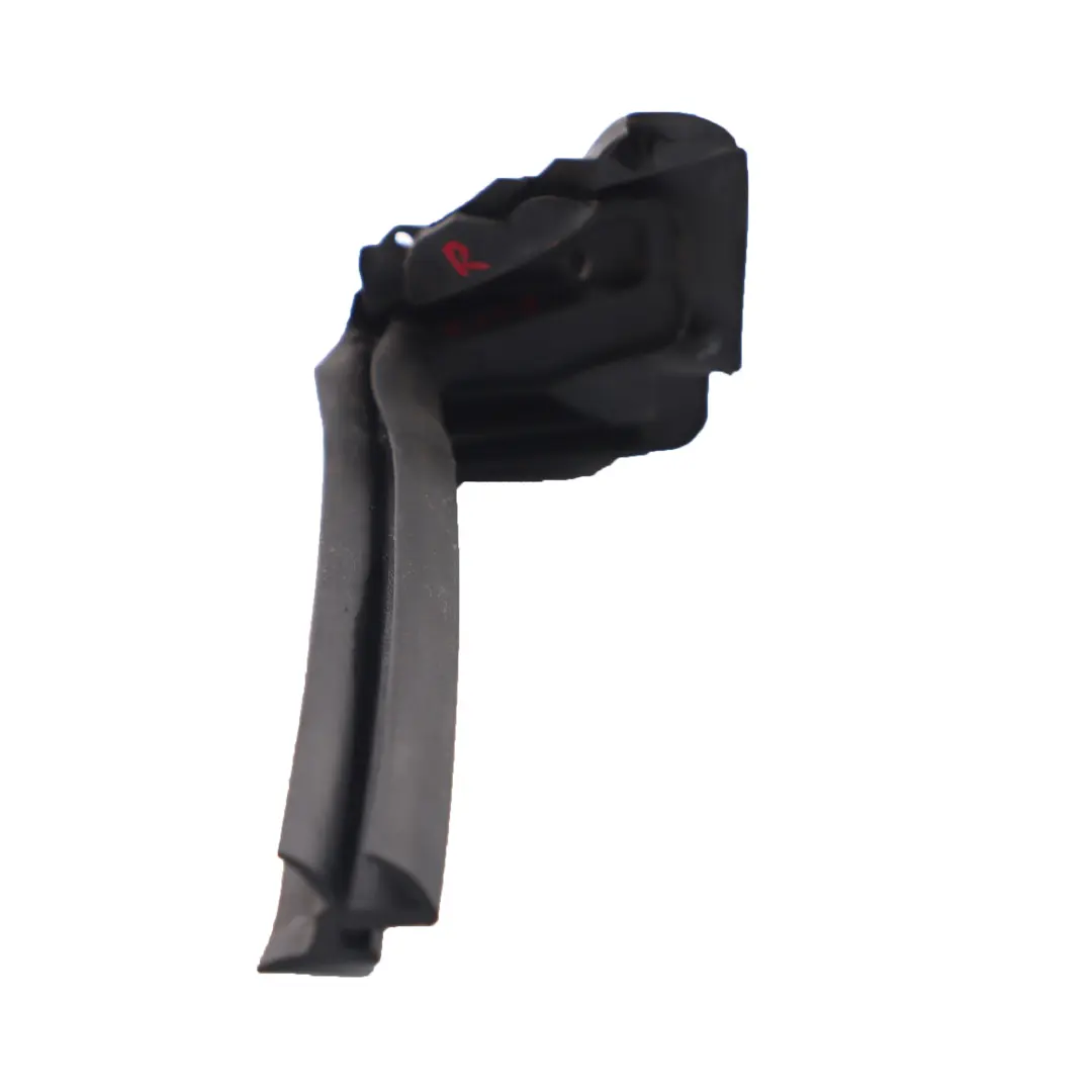 Joint d'étanchéité de la vitre arrière droite pour Mercedes SLK R172 à propos du numéro de pièce A1726700838 Mercedes SLK R172 Joint d'étanchéité de la vitre arrière droite - SKU A1726700838 - Numéro de pièce A1726700838