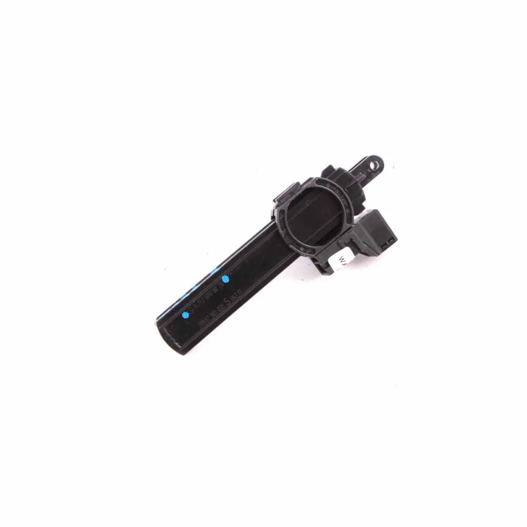 Mercedes W204 Amortisseur Ressort Boîte à Gants - SKU A1726800026 - Numéro de pièce A1726800026