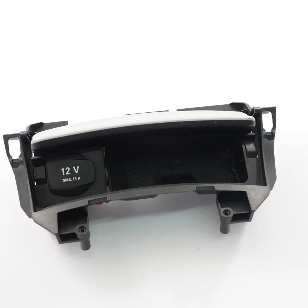 Consolle Centrale Rivestimento Posacenere Presa 12V Alluminio per Mercedes SLK R172 con numero di parte A1726800152 Mercedes SLK R172 Consolle Centrale Rivestimento Posacenere Presa 12V Alluminio - SKU A1726800152 - Numero di parte A1726800152