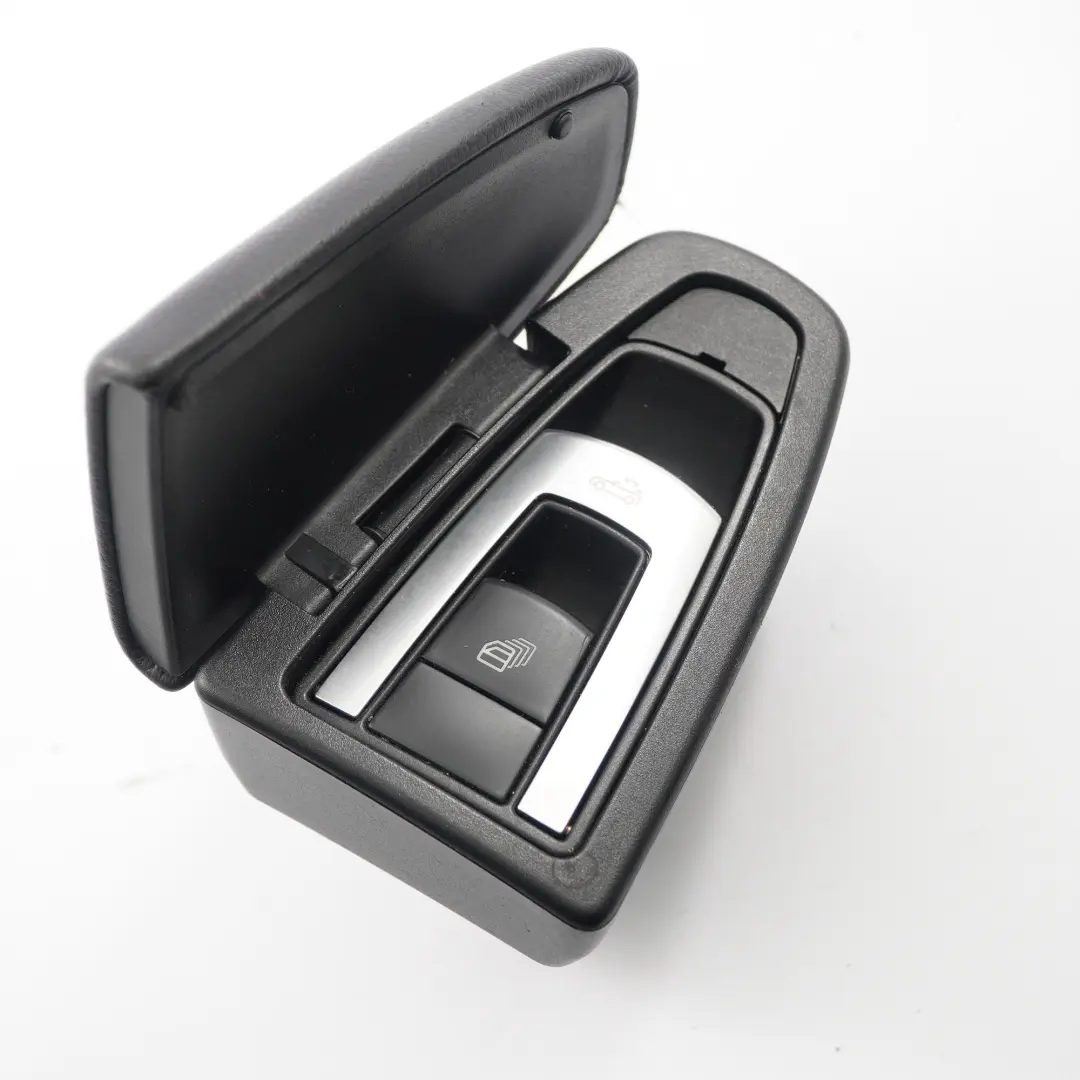 Console Centrale Tetto Interruttore Pulsante per Mercedes R172 Cabrio con numero di parte A1726800619 Mercedes R172 Cabrio Console Centrale Tetto Interruttore Pulsante - SKU A1726800619 - Numero di parte A1726800619