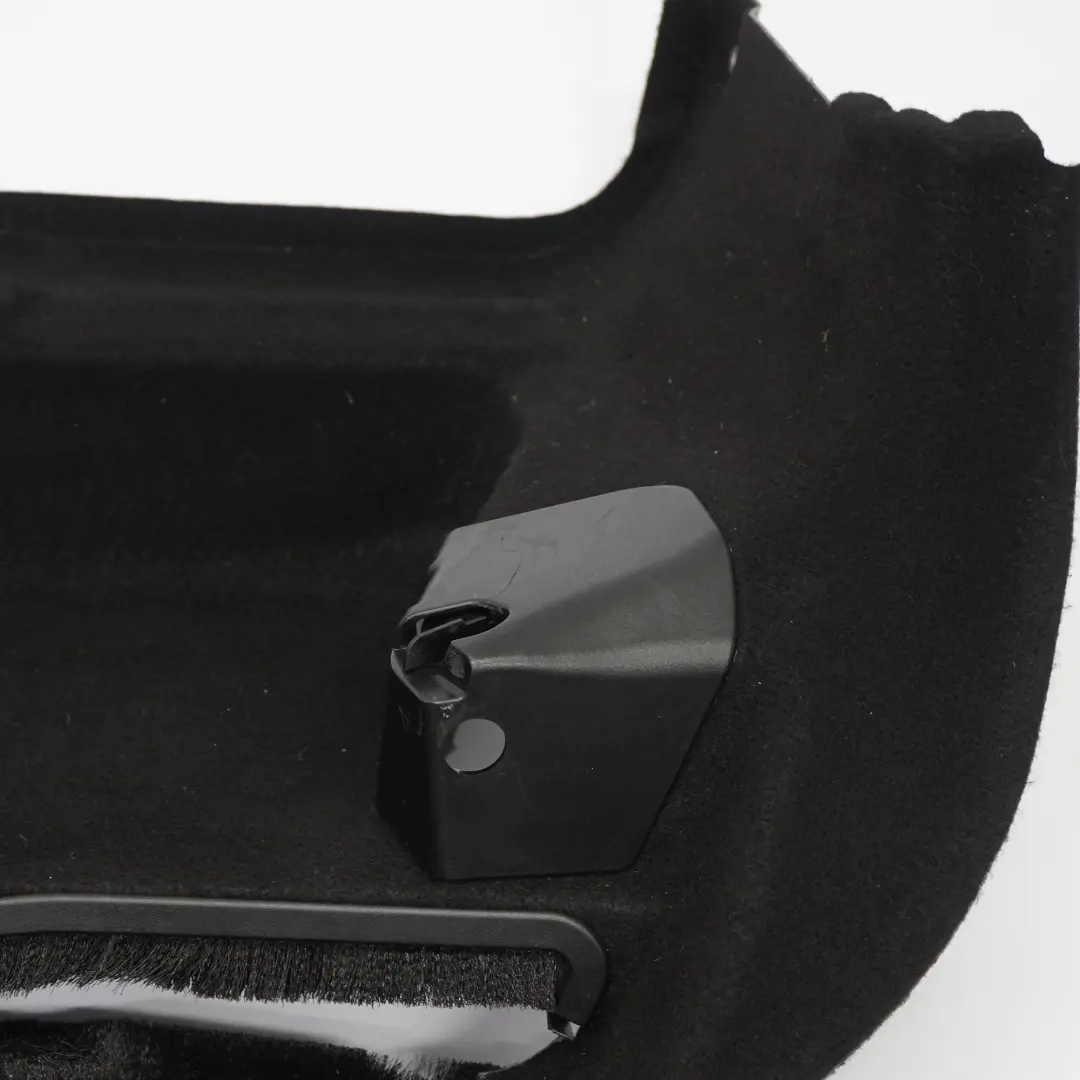 Rivestimento moquette bagagliaio sinistro Piano per Mercedes SLK R172 con numero di parte A1726900341 Mercedes SLK R172 Rivestimento moquette bagagliaio sinistro Piano - SKU A1726900341 - Numero di parte A1726900341