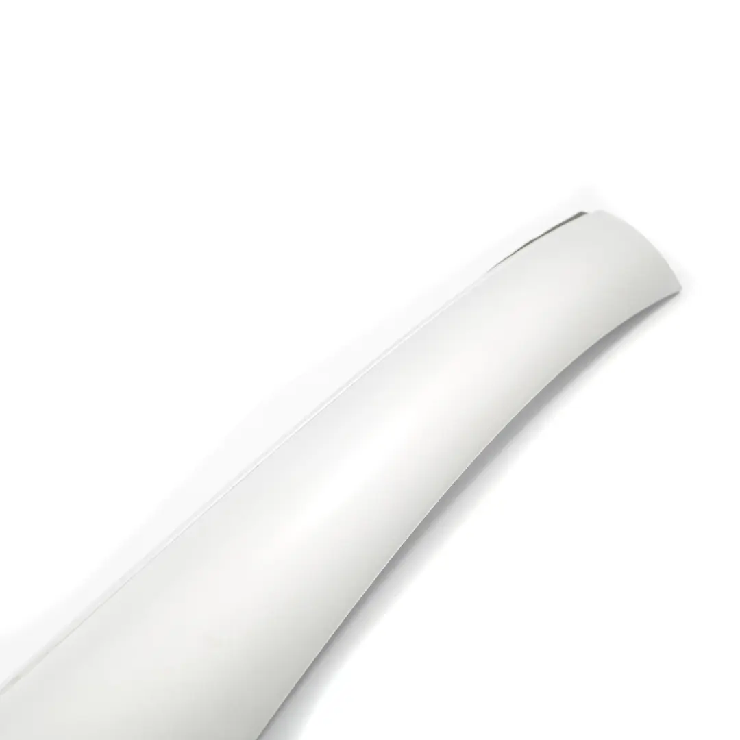 Copertura esterna montante A sinistro Argento per Mercedes SLK R172 con numero di parte A1726900387 Mercedes SLK R172 Copertura esterna montante A sinistro Argento - SKU A1726900387-IRS - Numero di parte A1726900387