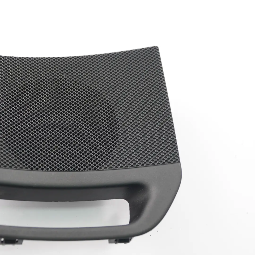 Recorte panel cubierta altavoz trasero derecho para Mercedes SLK R172 con número de pieza A1726900625 Mercedes SLK R172 Recorte panel cubierta altavoz trasero derecho - SKU A1726900625 - Número de pieza A1726900625