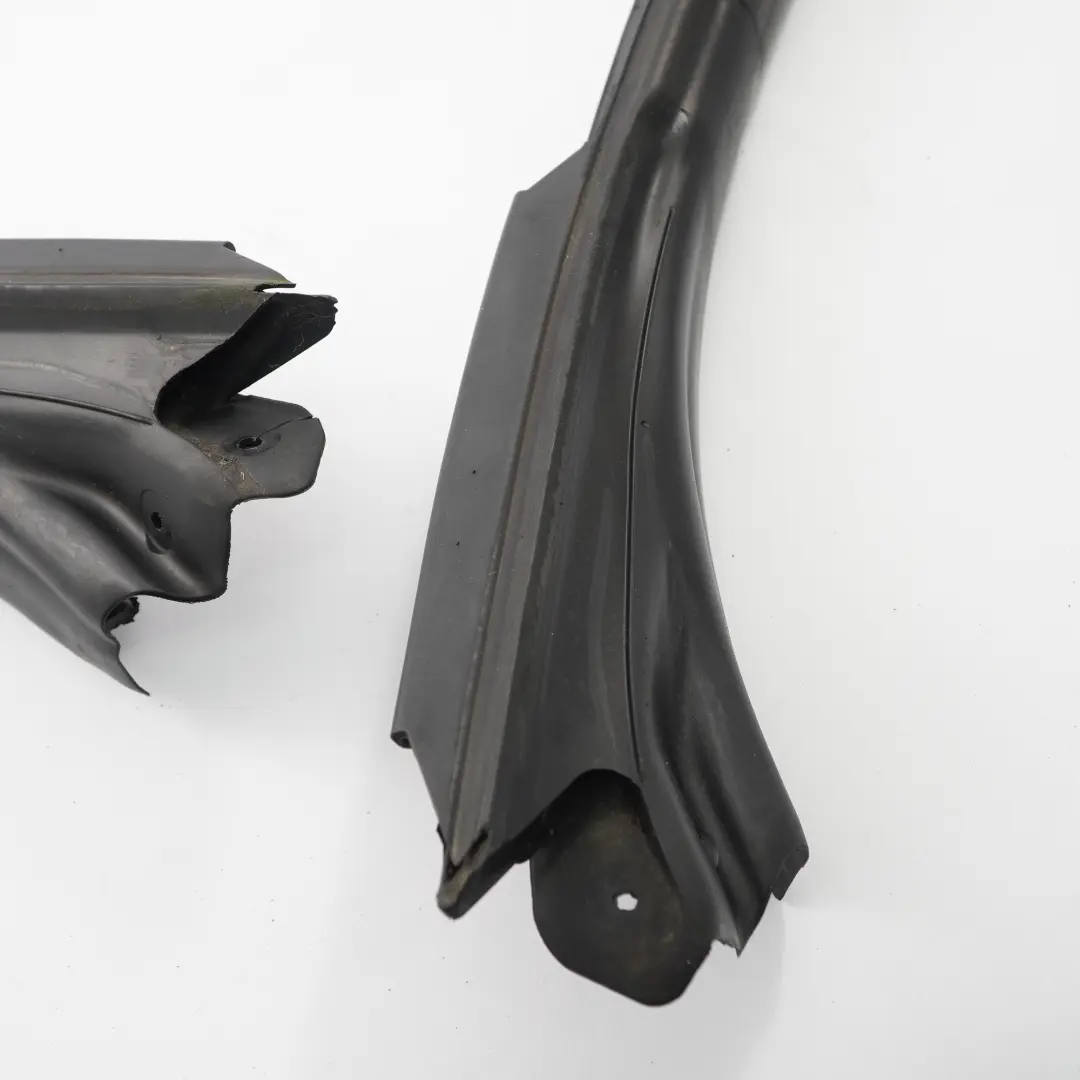 Pare-brise Joint d'étanchéité de toit Caoutchouc pour Mercedes SLK R172 à propos du numéro de pièce A1727200078 Mercedes SLK R172 Pare-brise Joint d'étanchéité de toit Caoutchouc - SKU A1727200078 - Numéro de pièce A1727200078