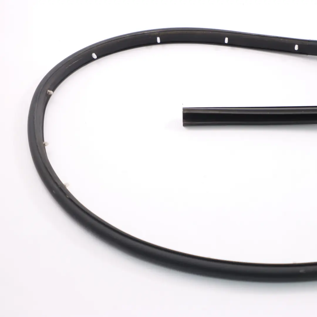 Junta de sellado de puerta delantera izquierda para Mercedes SLK R172 con número de pieza A1727200178 Mercedes SLK R172 Junta de sellado de puerta delantera izquierda - SKU A1727200178 - Número de pieza A1727200178