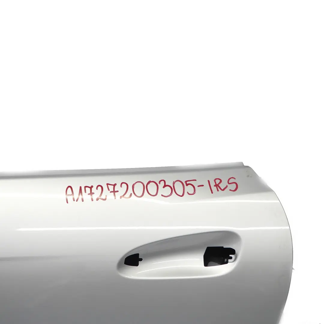 Puerta Delantera Izquierda Plata Iridium Metalizado - 775 para Mercedes SLK R172 con número de pieza A1727200305 Mercedes SLK R172 Puerta Delantera Izquierda Plata Iridium Metalizado - 775 - SKU A1727200305-IRS - Número de pieza A1727200305
