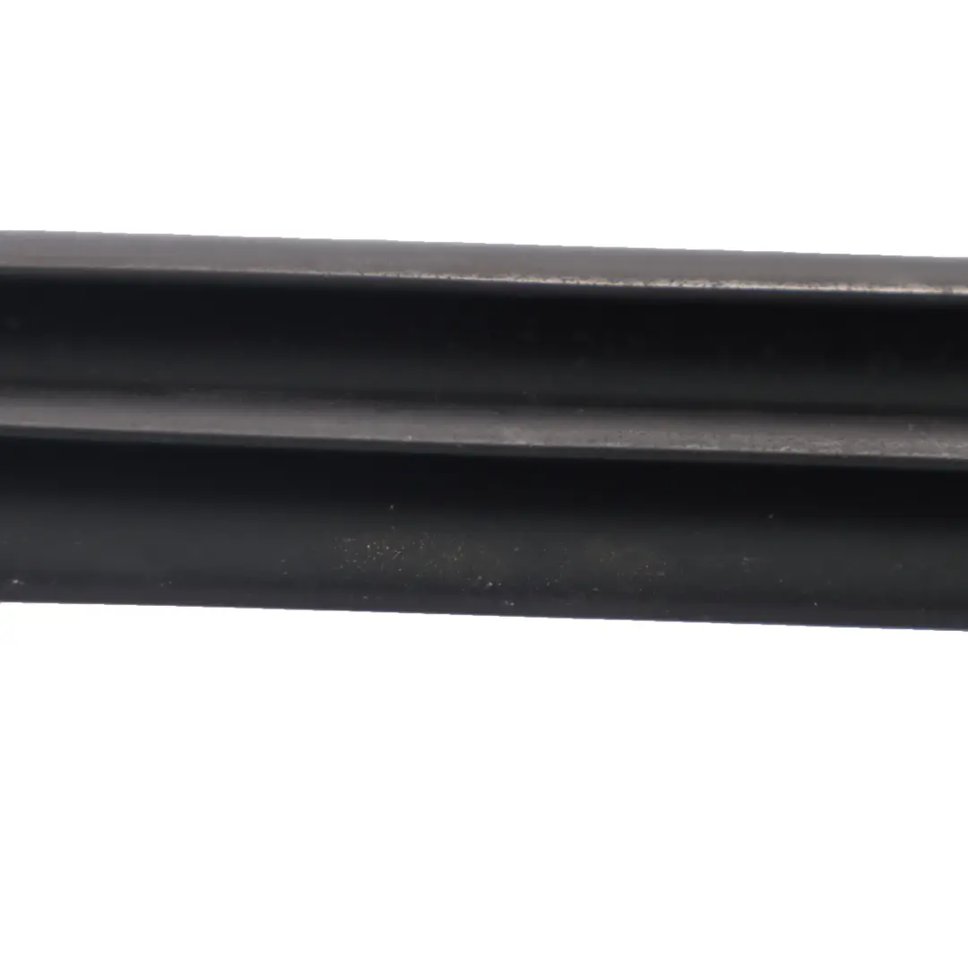 Vorne Links Fenster Leiste Formteil Dichtung für Mercedes SLK R172 mit Teilenummer A1727200724 Mercedes SLK R172 Vorne Links Fenster Leiste Formteil Dichtung - SKU A1727200724 - Teilenummer A1727200724