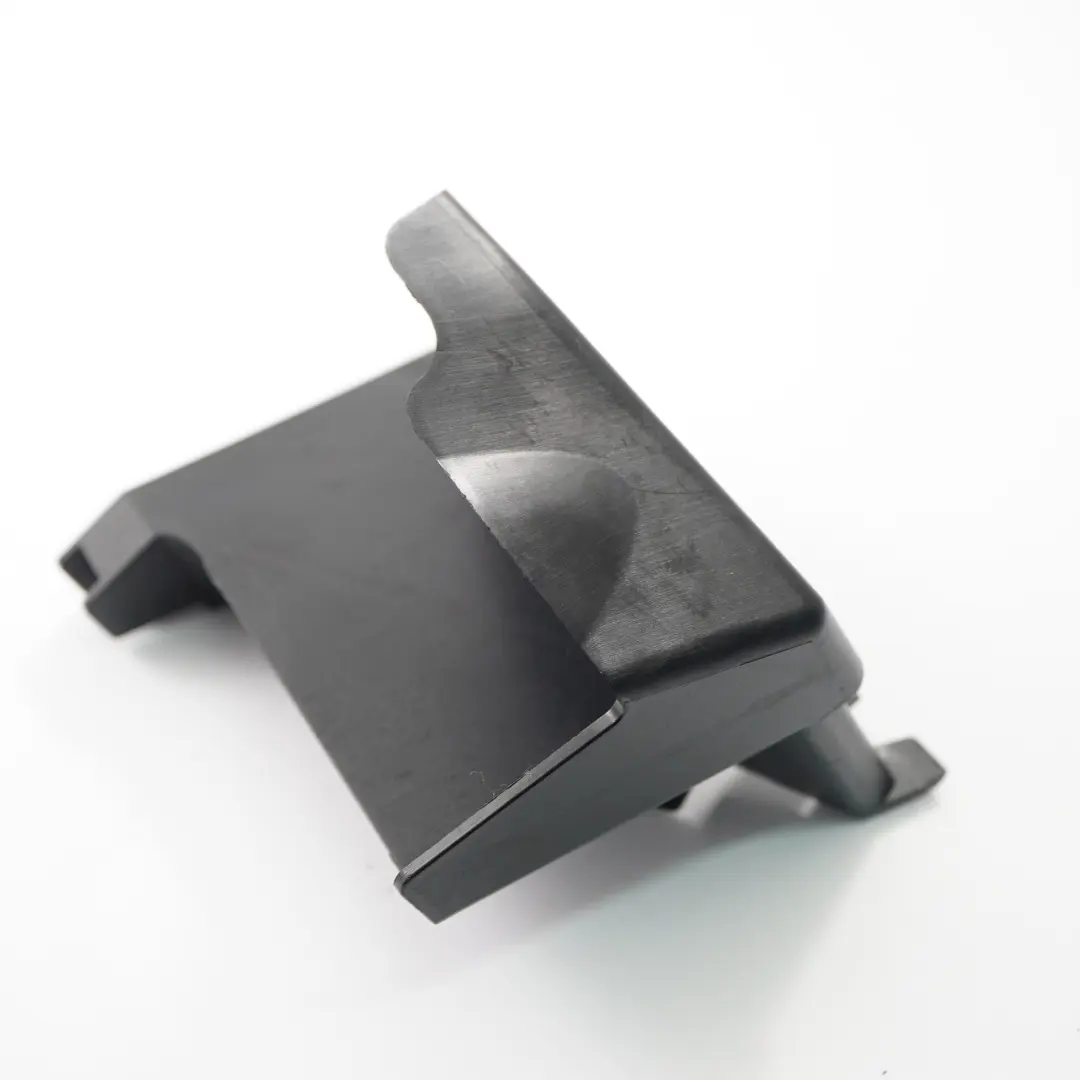 Tapa Mercedes SLK R172 Roadster Tapa de protección de la cerradura del maletero para con número de pieza A1727570008 Tapa Mercedes SLK R172 Roadster Tapa de protección de la cerradura del maletero - SKU A1727570008 - Número de pieza A1727570008