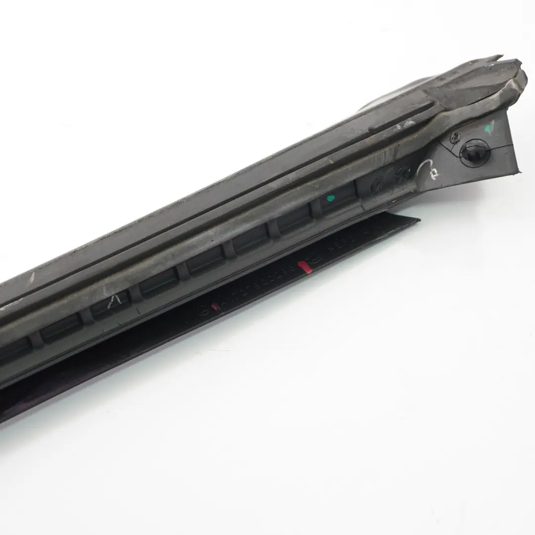 Mercedes SLK R172 Joint de toit rigide arrière droit d'étanchéité - SKU A1727900298 - Numéro de pièce A1727900298