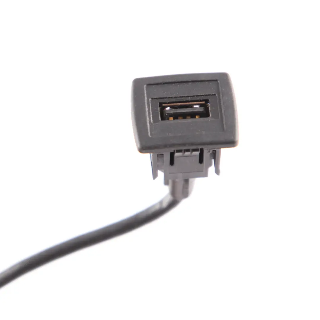  USB Port Mercedes W204 W212 Socket Plug Centre Console Connector - SKU A1728200515 - Part number A1728200515
