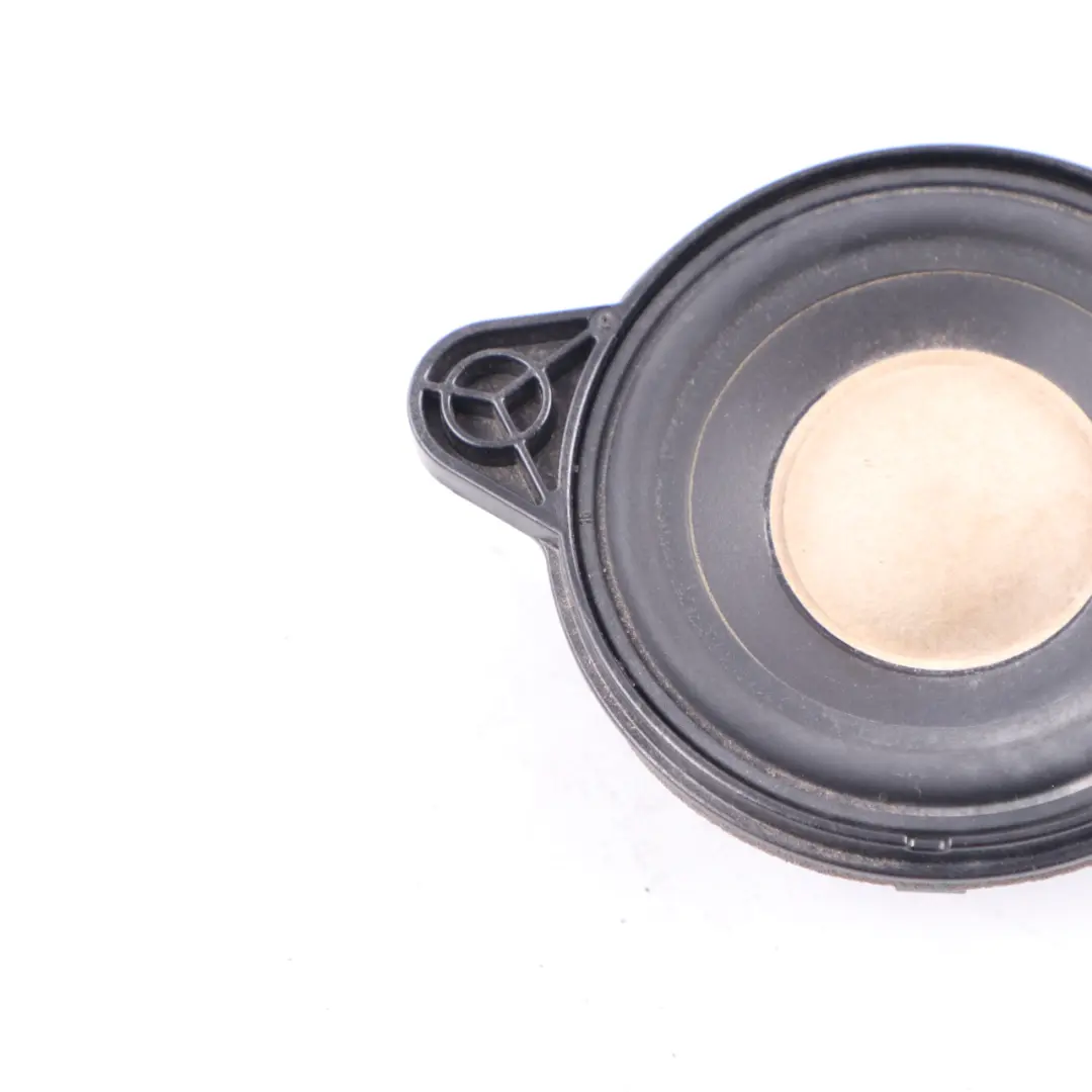 Głośnik Harman Kardon do Mercedes W204 W212 C218 o numerze A1728200702 Mercedes W204 W212 C218 Głośnik Harman Kardon - SKU A1728200702 - Numer Części A1728200702