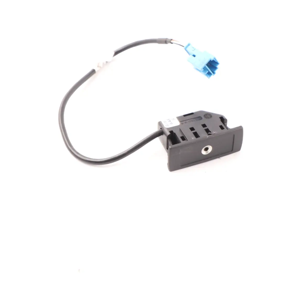 Mercedes W204 C207 Console Centrale Presa Aux Plug Terminal - SKU A1728200815 - Numero di parte A1728200815