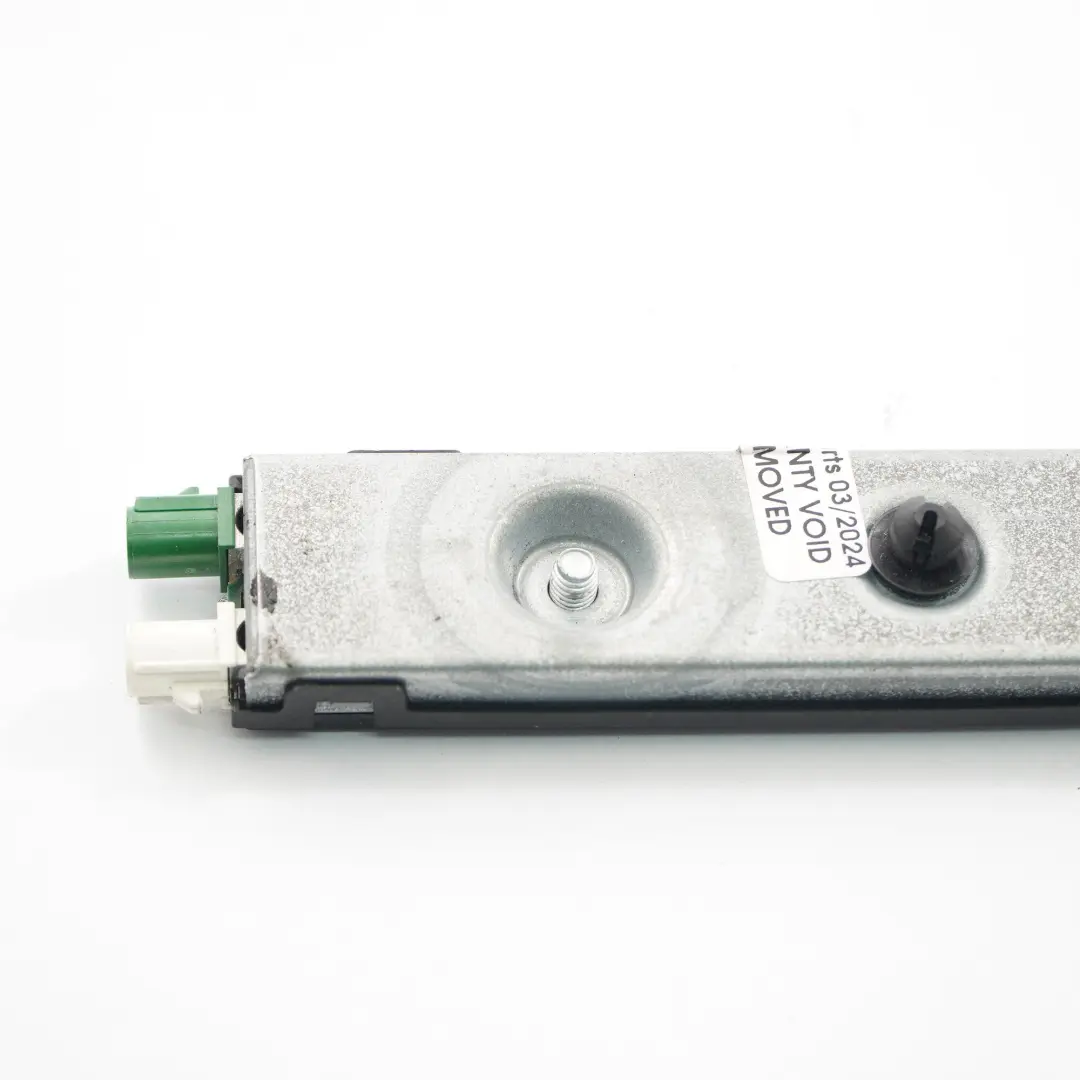 Moduł Wzmacniacz Anteny do Mercedes SLK R172 o numerze A1728202989 Mercedes SLK R172 Moduł Wzmacniacz Anteny - SKU A1728202989 - Numer Części A1728202989