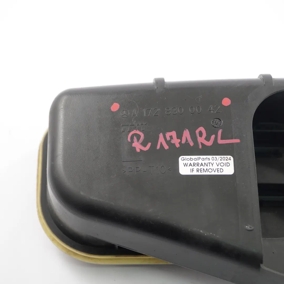 Paraurti posteriore Vent Flap sinistro per Mercedes SLK R172 Roadster con numero di parte A1728300042 Mercedes SLK R172 Roadster Paraurti posteriore Vent Flap sinistro - SKU A1728300042 - Numero di parte A1728300042