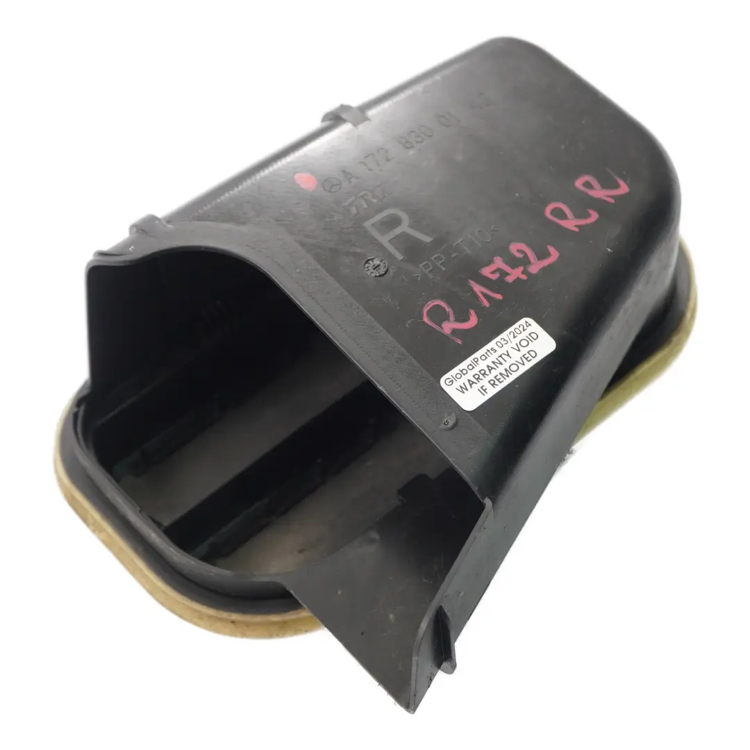 Mercedes SLK R172 Klapa Wentylacyjna Prawa Tylnego Zderzaka - SKU A1728300142 - Numer Części A1728300142