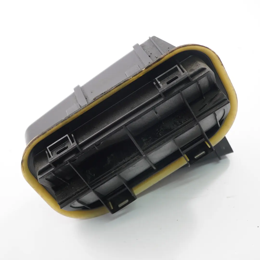 Mercedes SLK R172 Roadster Pare-chocs arrière Vent Flap droit - SKU A1728300142 - Numéro de pièce A1728300142