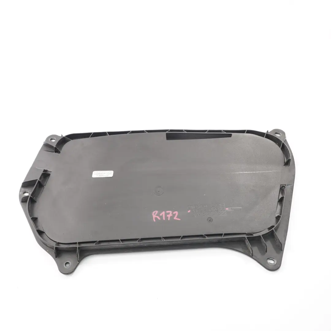 Motorhaube Halterung Rechts Kühlergrillhalter für Mercedes SLK R172 mit Teilenummer A1728800205 Mercedes SLK R172 Motorhaube Halterung Rechts Kühlergrillhalter - SKU A1728800205 - Teilenummer A1728800205