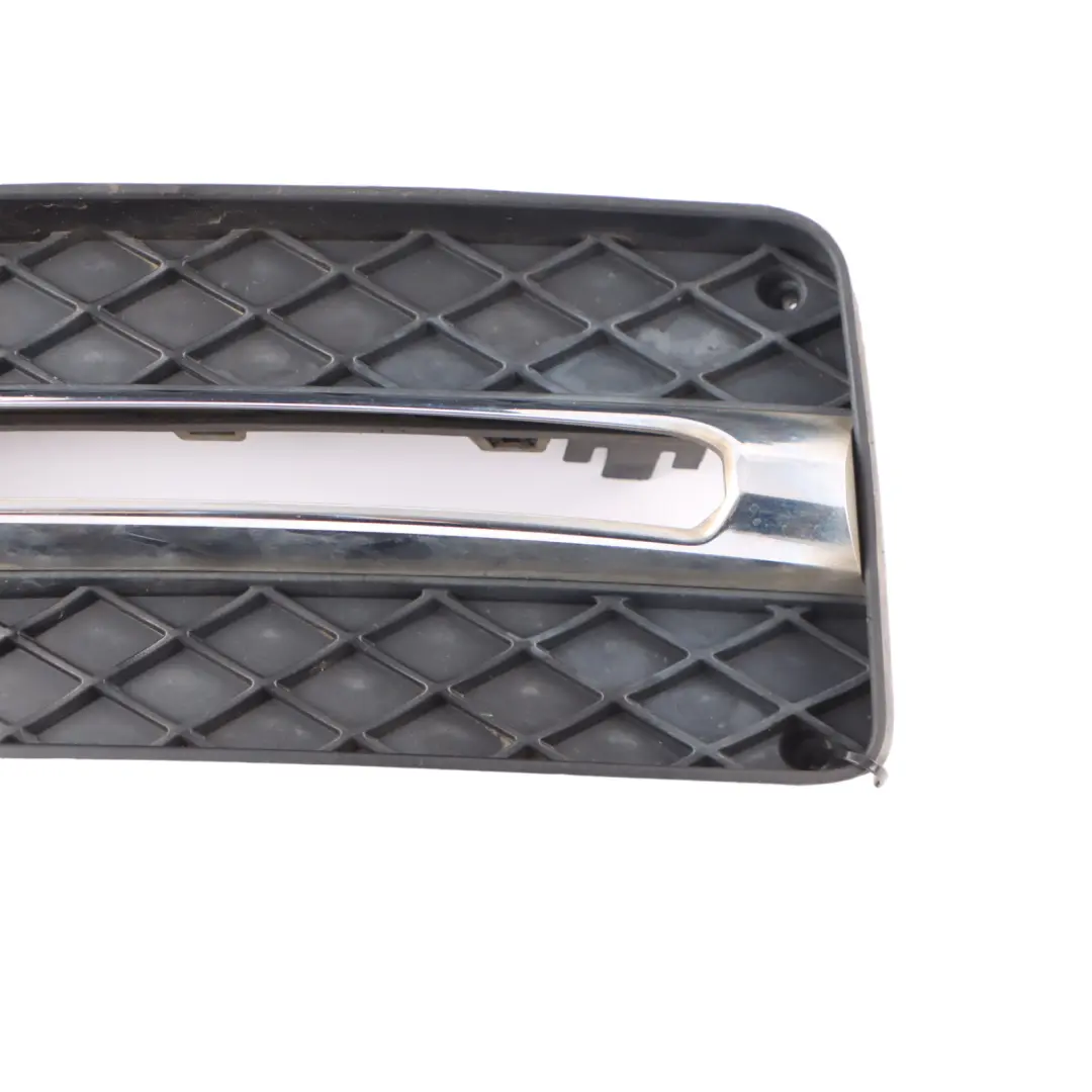 Grille de brouillard avant gauche pour Mercedes R172 à propos du numéro de pièce A1728851623 Mercedes R172 Grille de brouillard avant gauche - SKU A1728851623 - Numéro de pièce A1728851623