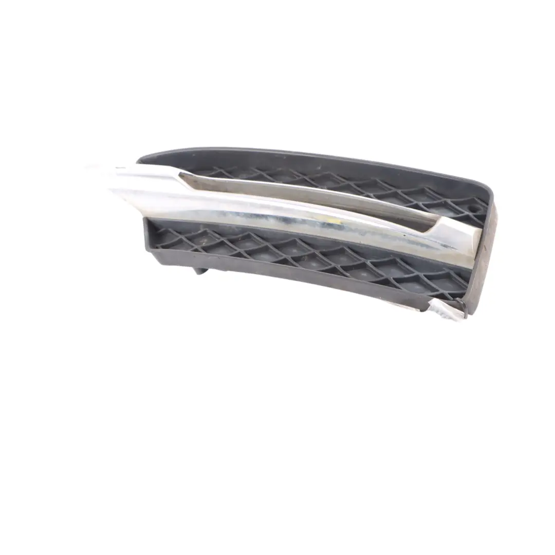 Grille de brouillard avant gauche pour Mercedes R172 à propos du numéro de pièce A1728851623 Mercedes R172 Grille de brouillard avant gauche - SKU A1728851623 - Numéro de pièce A1728851623