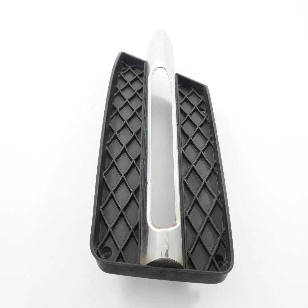 Pare-chocs Avant Grille Cadre Lampe DRL Droite pour Mercedes SLK R172 à propos du numéro de pièce A1728851723 Mercedes SLK R172 Pare-chocs Avant Grille Cadre Lampe DRL Droite - SKU A1728851723 - Numéro de pièce A1728851723