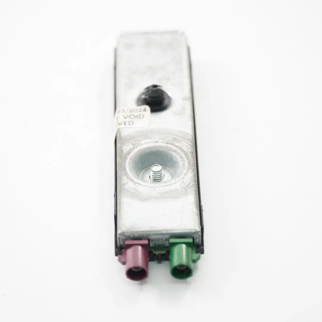 Antenna Amplifier Control Module to Mercedes SLK R172 Roadster with Part number A1729051301 Mercedes SLK R172 Roadster Antenna Amplifier Control Module - SKU A1729051301 - Part number A1729051301