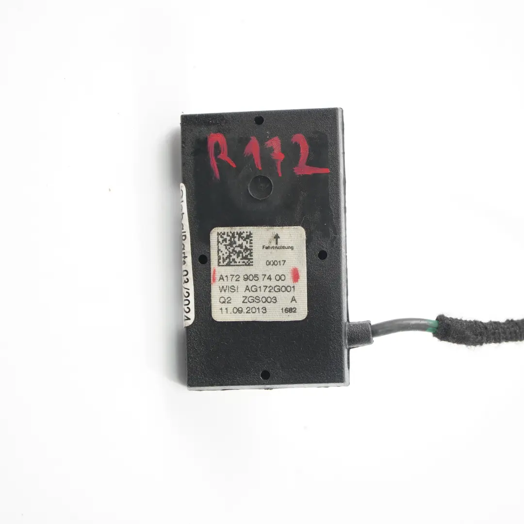 GPS Module de positionnement d'antenne pour Mercedes SLK R172 Roadster à propos du numéro de pièce A1729057400 Mercedes SLK R172 Roadster GPS Module de positionnement d'antenne - SKU A1729057400 - Numéro de pièce A1729057400