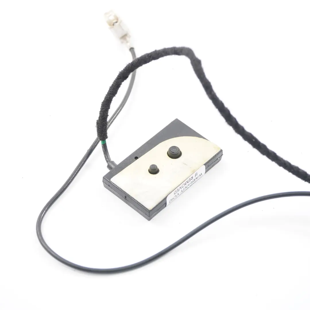 Antenna GPS Modulo sistema posizionamento dell'antena per Mercedes SLK R172 Roadster con numero di parte A1729057400 Mercedes SLK R172 Roadster Antenna GPS Modulo sistema posizionamento dell'antena - SKU A1729057400 - Numero di parte A1729057400