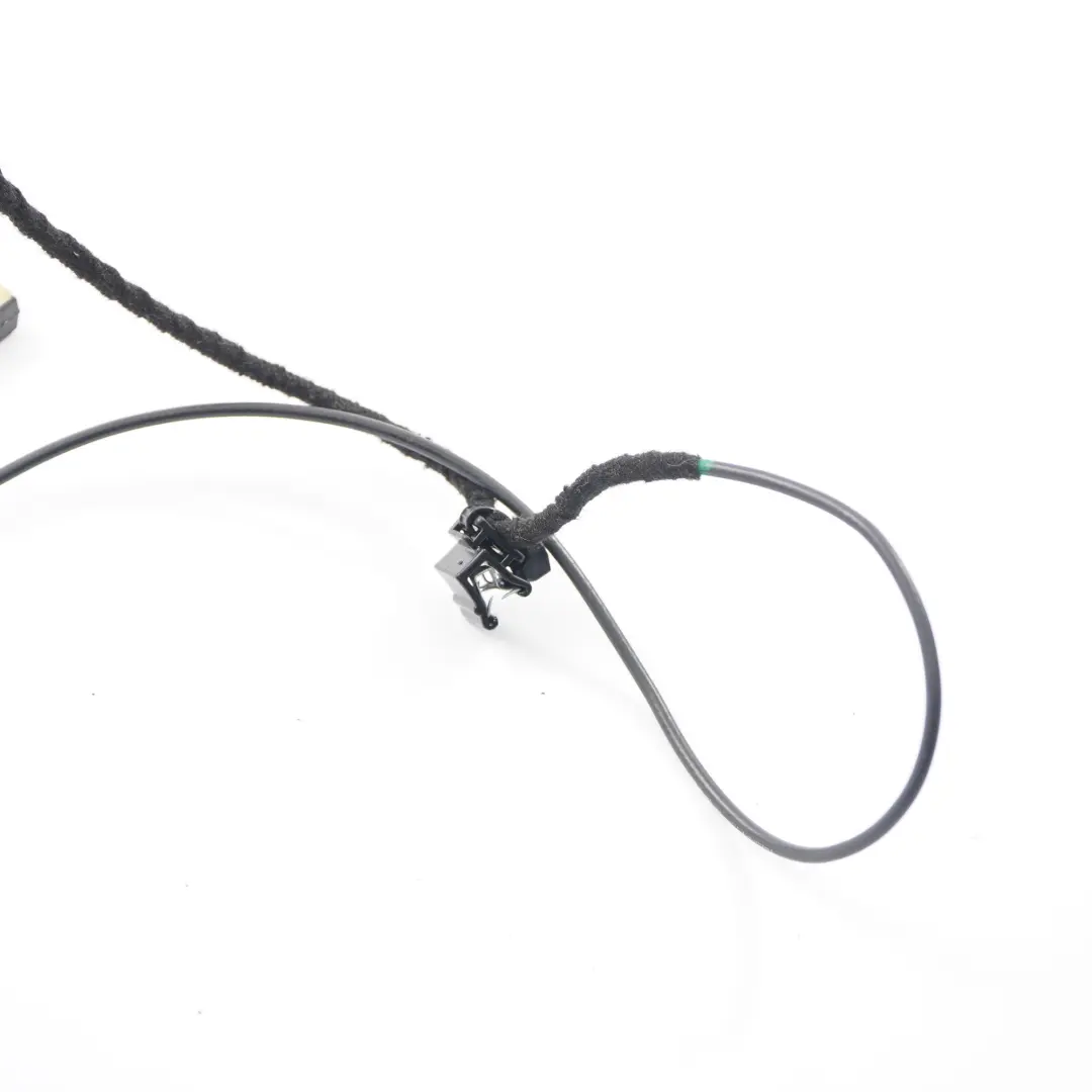 GPS Antenna Positionning System Module to Mercedes SLK R172 Roadster with Part number A1729057400 Mercedes SLK R172 Roadster GPS Antenna Positionning System Module - SKU A1729057400 - Part number A1729057400