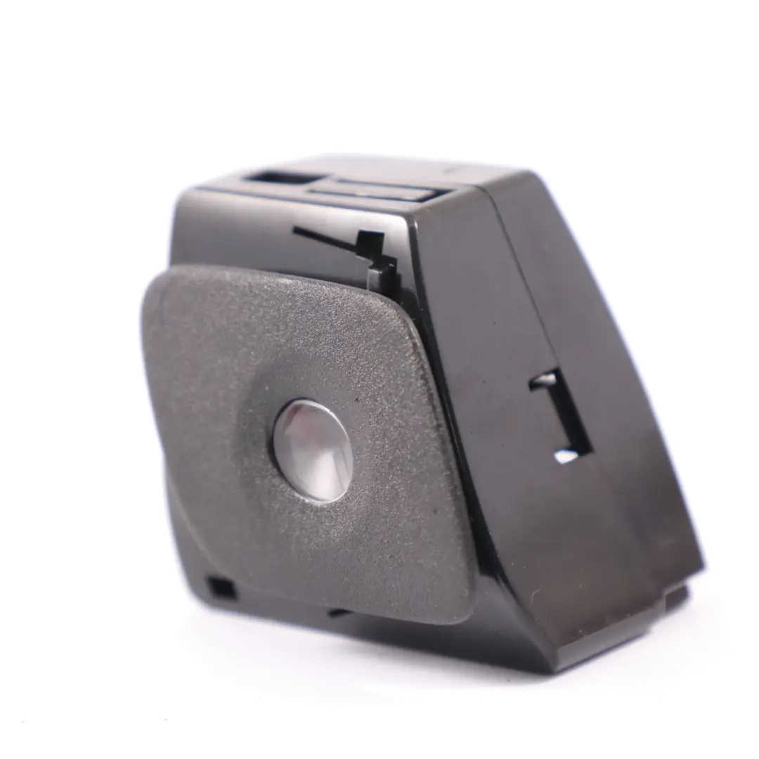 Mercedes-Benz R172 Lato sinistro Interno A-Pillar Lampada per con numero di parte a1729060135 Mercedes-Benz R172 Lato sinistro Interno A-Pillar Lampada - SKU a1729060135 - Numero di parte a1729060135