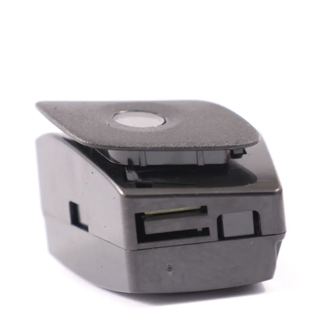 Mercedes-Benz R172 Lato sinistro Interno A-Pillar Lampada per con numero di parte a1729060135 Mercedes-Benz R172 Lato sinistro Interno A-Pillar Lampada - SKU a1729060135 - Numero di parte a1729060135