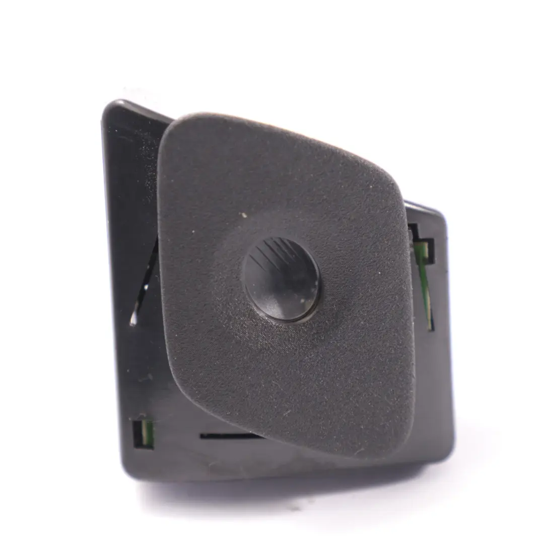 Mercedes-Benz R172 Interior A-Pillar Light Lamp Front Seat Right to with Part number a1729060235 Mercedes-Benz R172 Interior A-Pillar Light Lamp Front Seat Right - SKU a1729060235 - Part number a1729060235