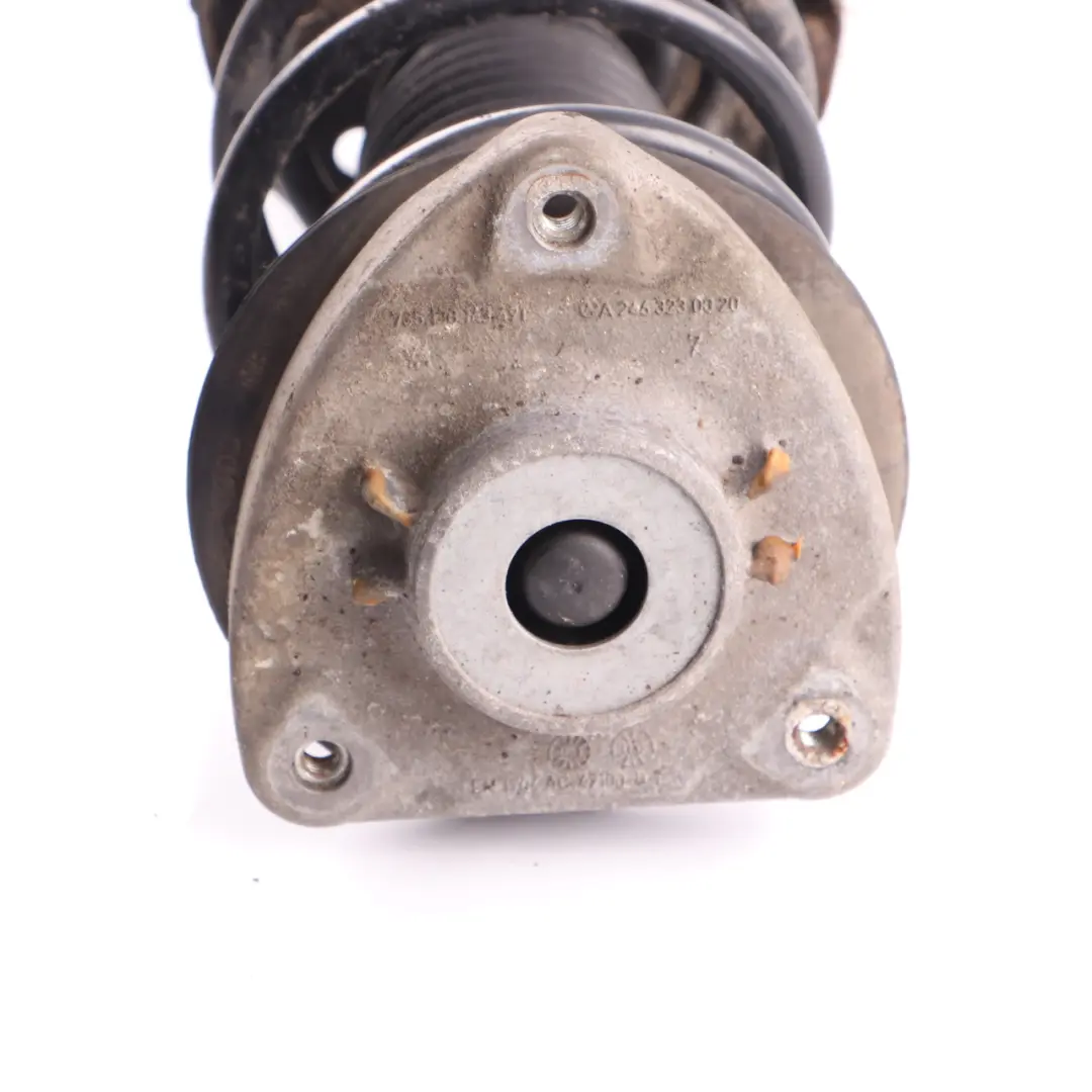 Molla puntone Mercedes W176 anteriore destra ammortizzatore per con numero di parte A1763204213 Molla puntone Mercedes W176 anteriore destra ammortizzatore - SKU A1763204213 - Numero di parte A1763204213